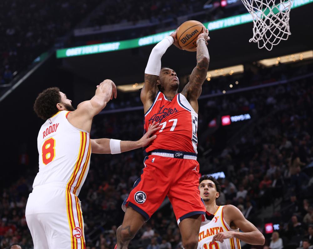 体育竞技中 体育竞技中