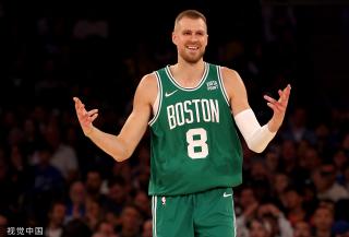 在当今的足 在当今的足