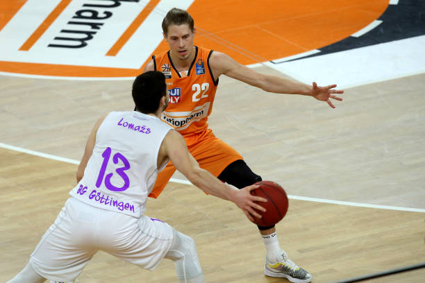 的双重博弈 的双重博弈