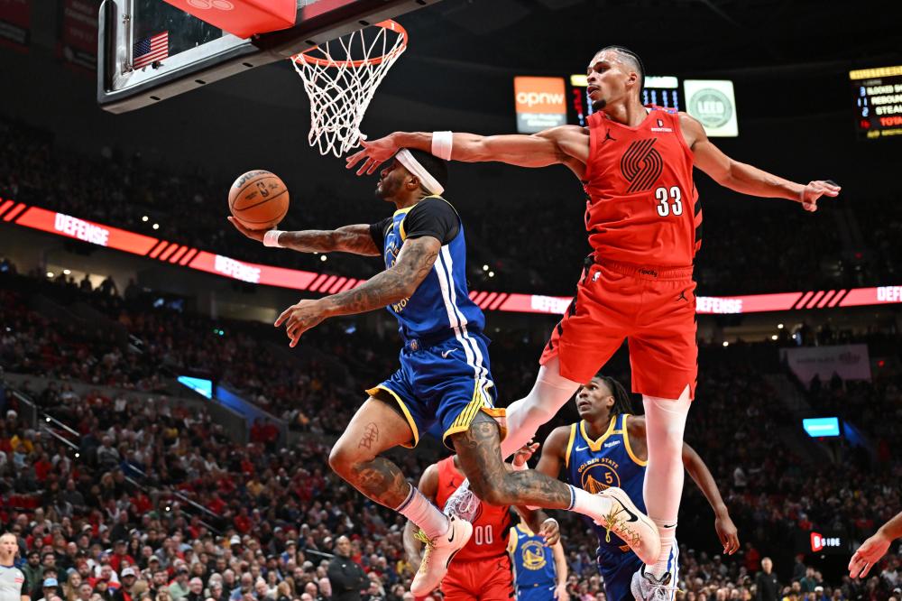 西扳回一球 西扳回一球